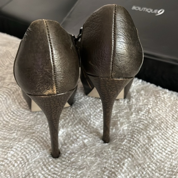 Open toe platform heeled booties - Picture 3 of 4